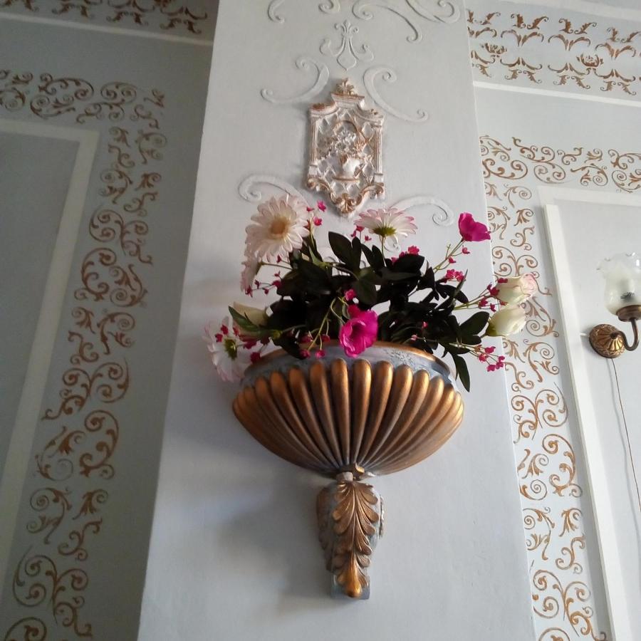 Appartement De Ville Medievale Vinca Zewnętrze zdjęcie