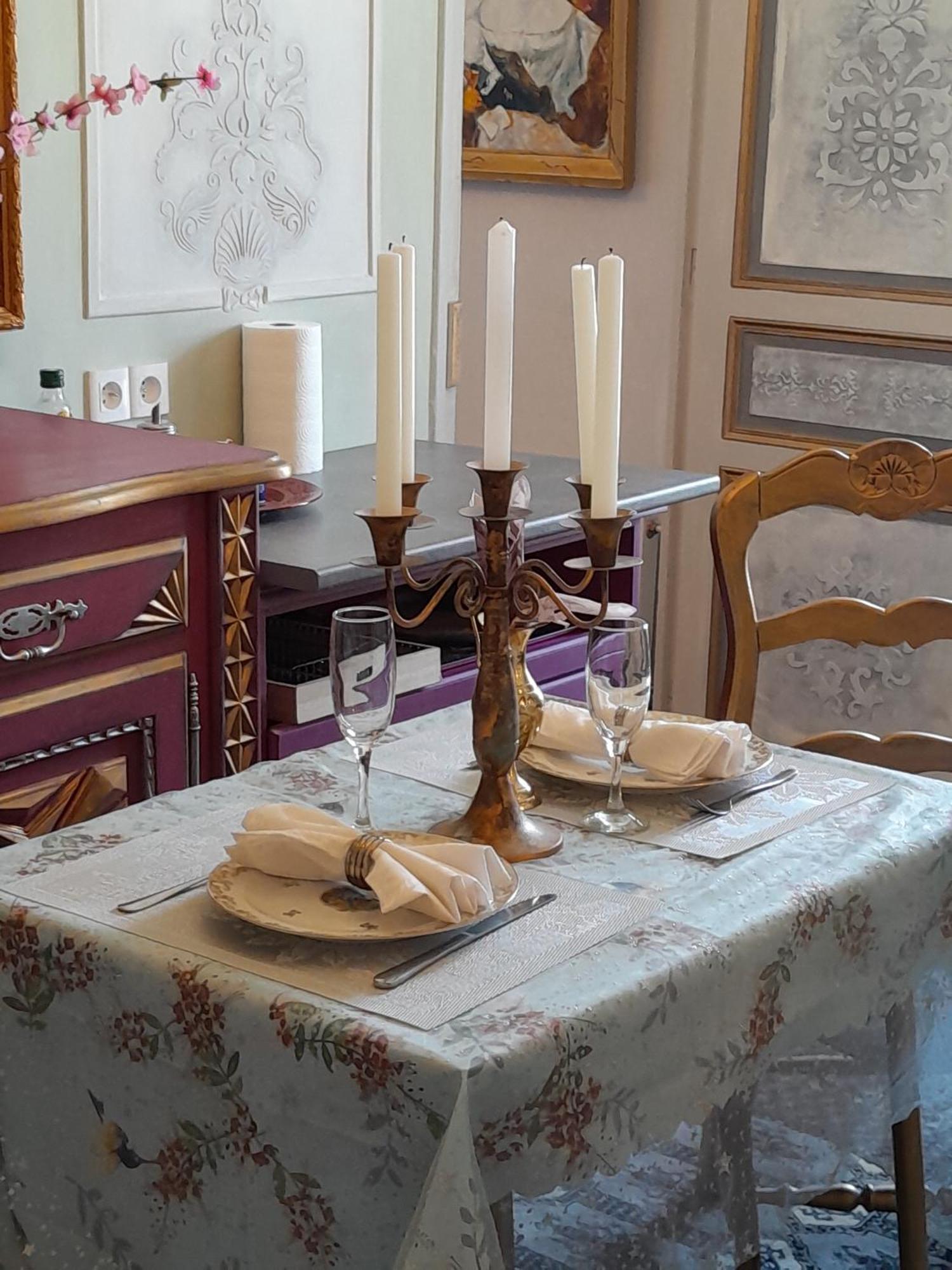 Appartement De Ville Medievale Vinca Zewnętrze zdjęcie